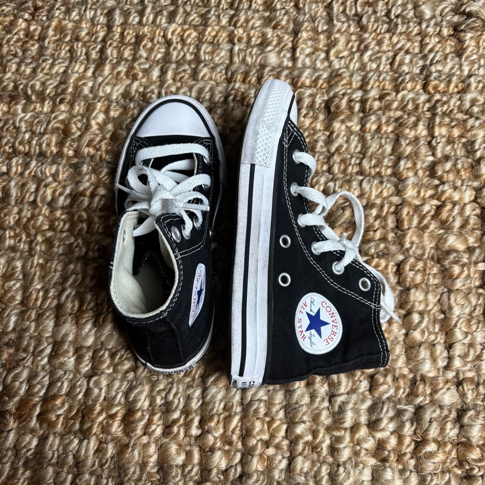 Kids Converse Chuck Taylor All Stars Black Hightop Sneakers